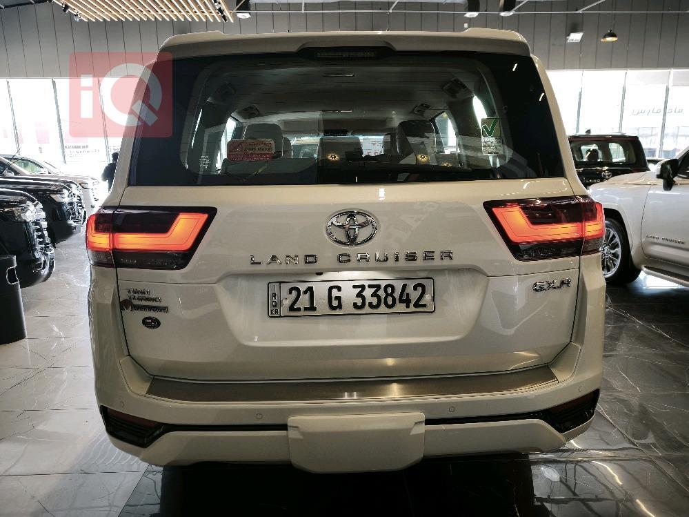 تويوتا لاندكروزر